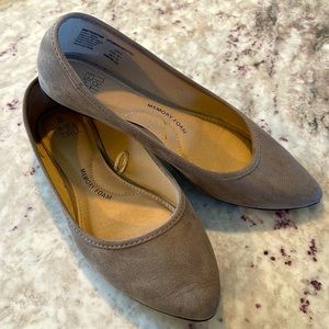 Tan memory foam flats